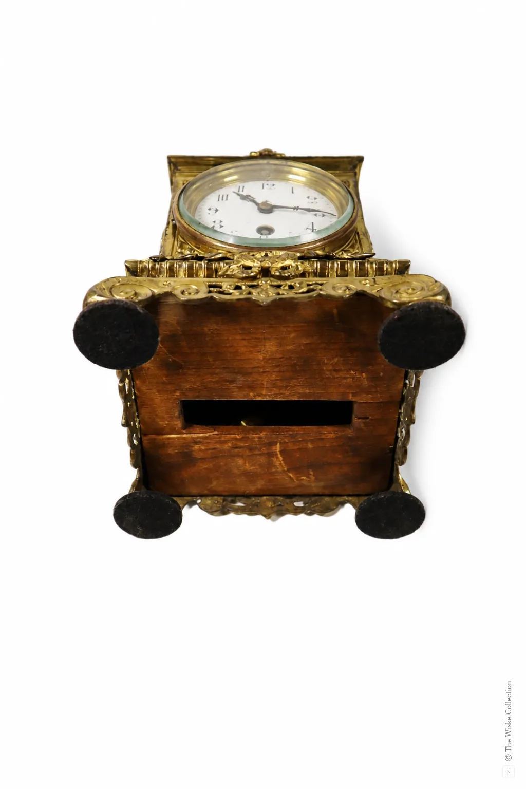 Early 20th-century Neoclassical brass mantel clock with white enamel dial, French timepiece movement and recoil anchor escapement; case crowned by lyre finial, trailing garlands and wreaths, on scroll feet thumbnail 12