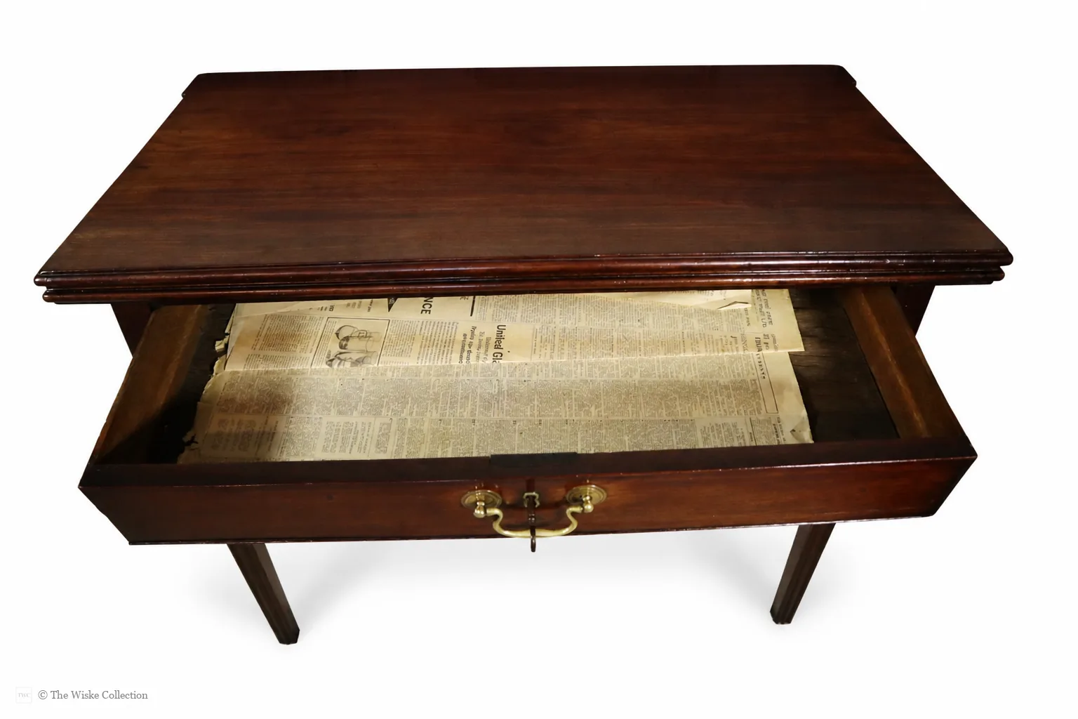Georgian mahogany turnover-top tea table; rectangular hinged leaf unfolds to a square surface; single frieze drawer with brass swan-neck handle and escutcheon; square tapering legs thumbnail 6