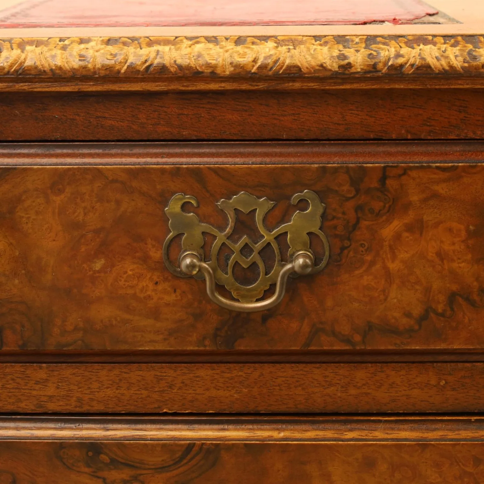 Early 20th-century Queen Anne Revival figured-walnut desk with triple inset leather writing surfaces, five drawers, and graceful proportions thumbnail 9