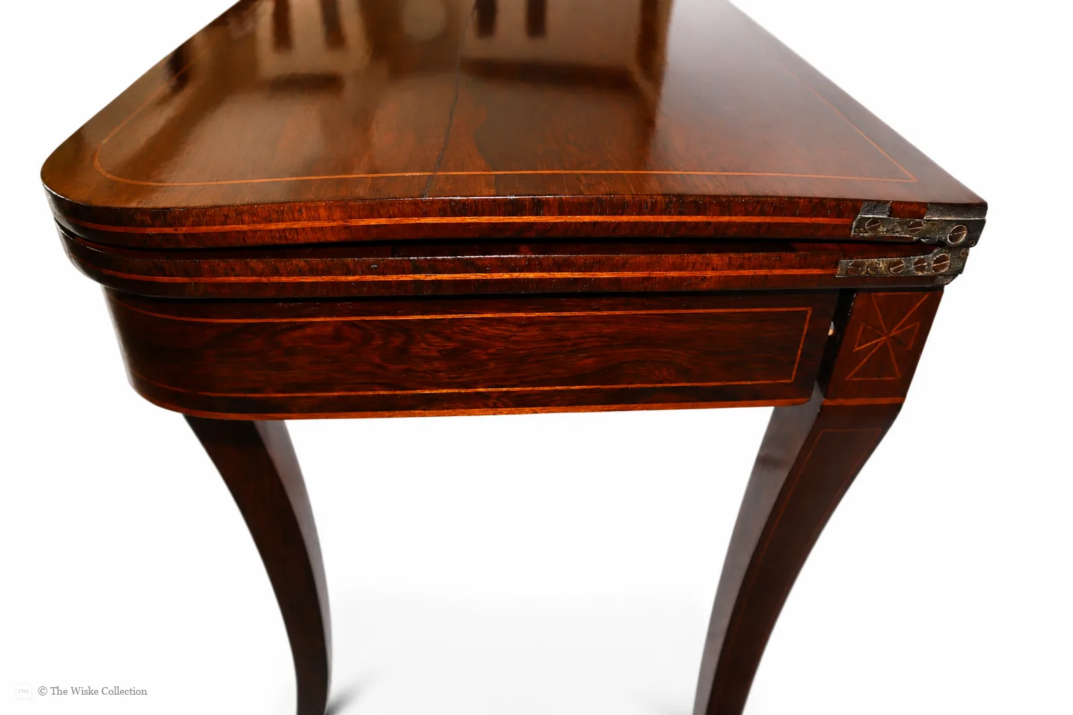 Beautiful Regency rosewood folding tea table, early 19th century, rounded rectangular top with satinwood banding and crossbanded frieze; hinged fold-over action; raised on tapered square supports with brass castors thumbnail 5